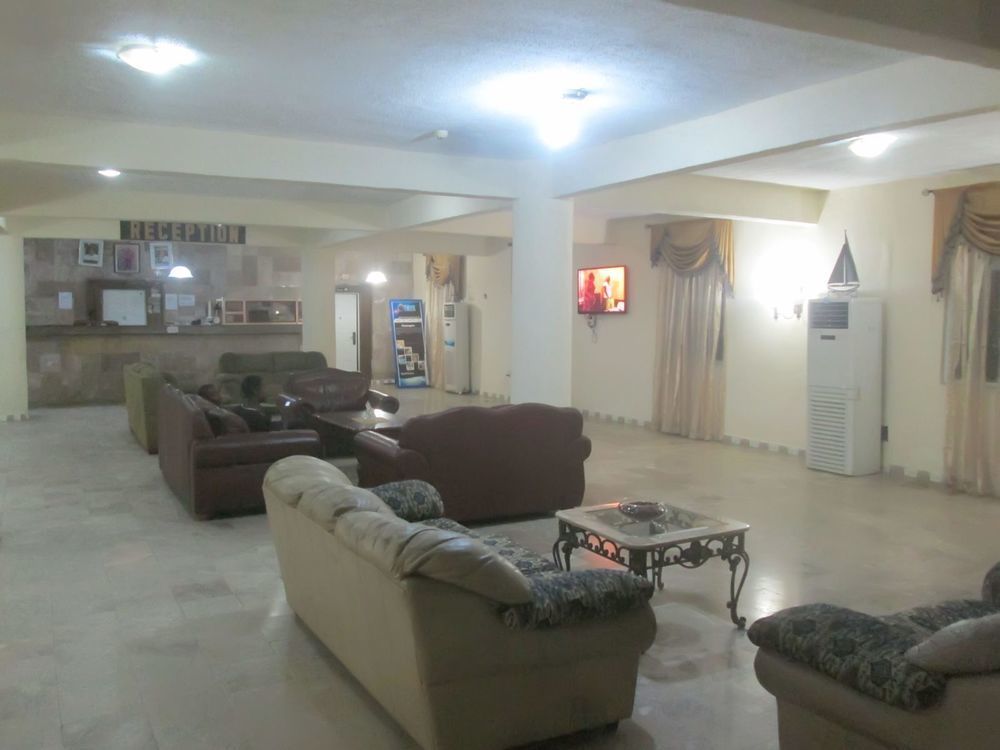 Tiffany Hotel And Towers Imogwu-Agwa Exterior photo